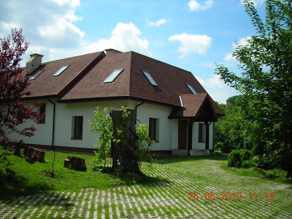 Dworek W Ogrodzie คาชิเมียร์ซ ดอลนี ภายนอก รูปภาพ