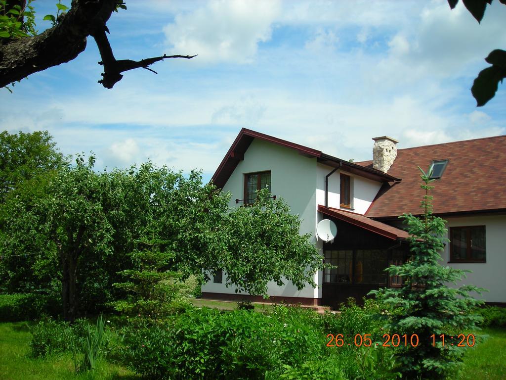 Dworek W Ogrodzie คาชิเมียร์ซ ดอลนี ภายนอก รูปภาพ